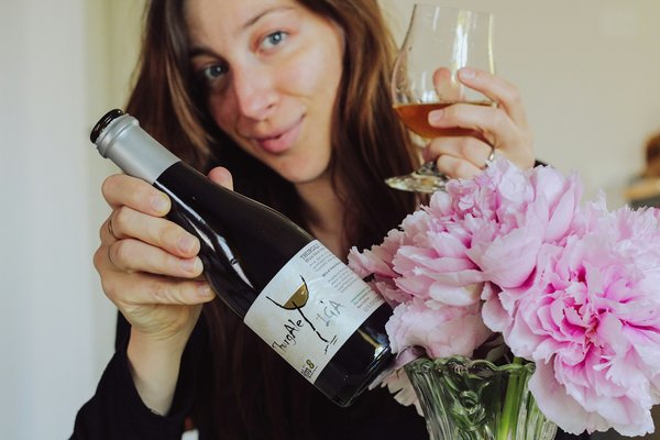 Quelles initiatives pour promouvoir l'artisanat local auprès des jeunes générations ?